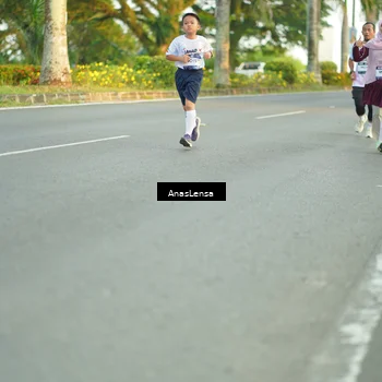 Runner Photo 7758992