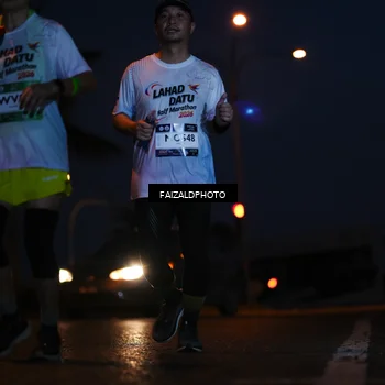 Runner Photo 7758999