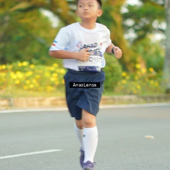 Runner Photo 7759001
