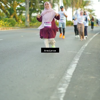 Runner Photo 7759019