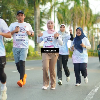 Runner Photo 7759032