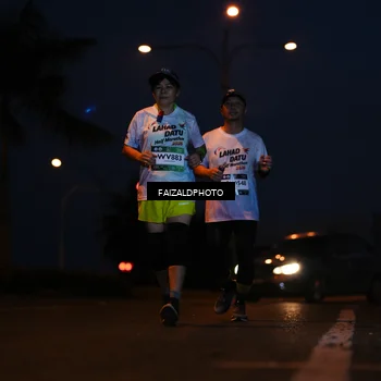Runner Photo 7759037