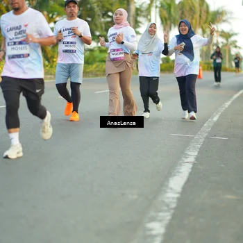 Runner Photo 7759042