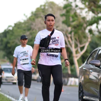 Runner Photo 7759056