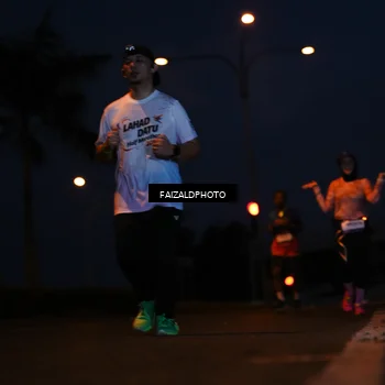 Runner Photo 7759062