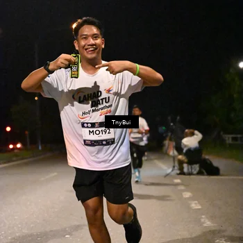 Runner Photo 7759069