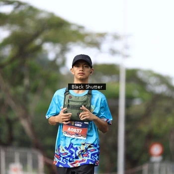 Runner Photo 7759075