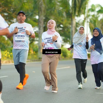 Runner Photo 7759079