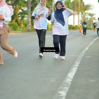 Runner Photo 7759082