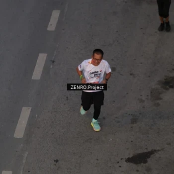 Runner Photo 7759090