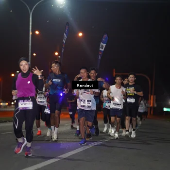 Runner Photo 7759095