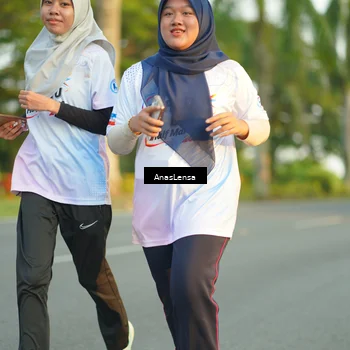 Runner Photo 7759112