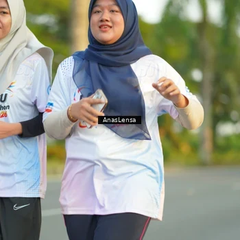 Runner Photo 7759118