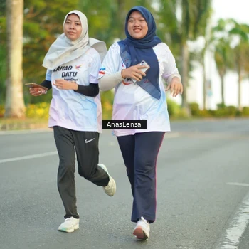 Runner Photo 7759135