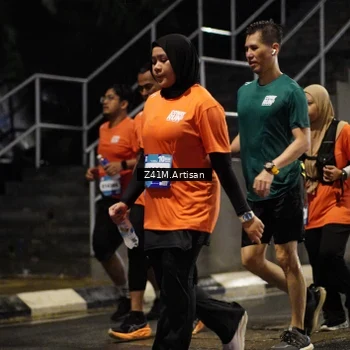 Runner Photo 7759151