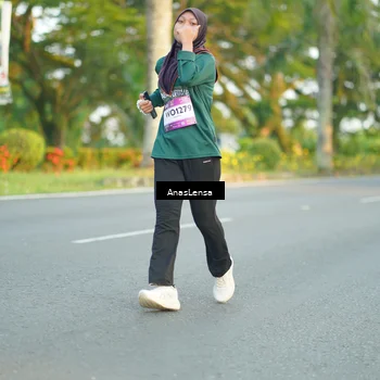 Runner Photo 7759172