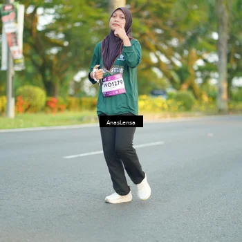 Runner Photo 7759179