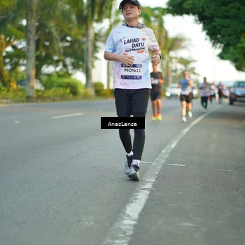 Runner Photo 7759184