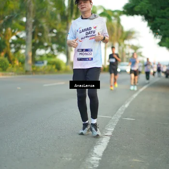 Runner Photo 7759199