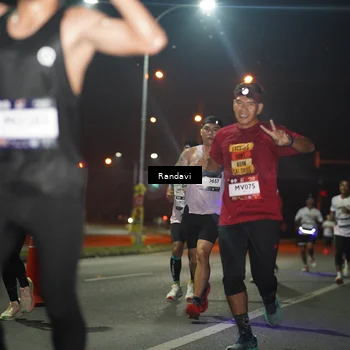 Runner Photo 7759209