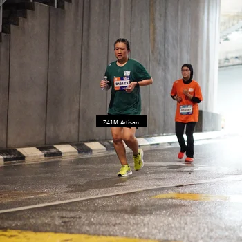 Runner Photo 7759213