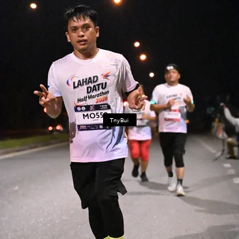 Runner Photo 7759257