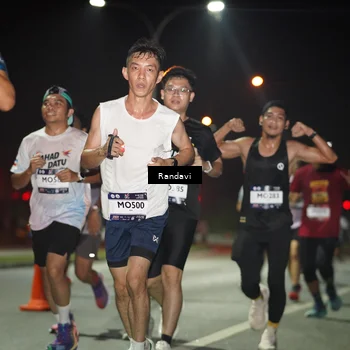 Runner Photo 7759258
