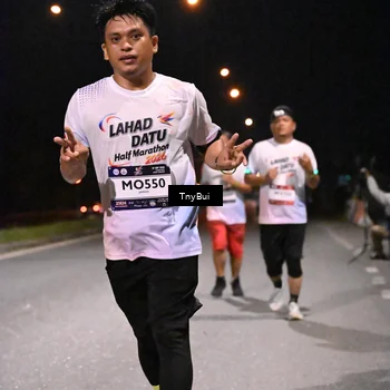 Runner Photo 7759267