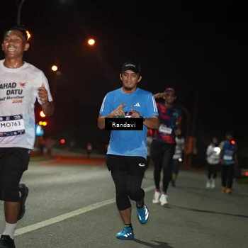 Runner Photo 7759307