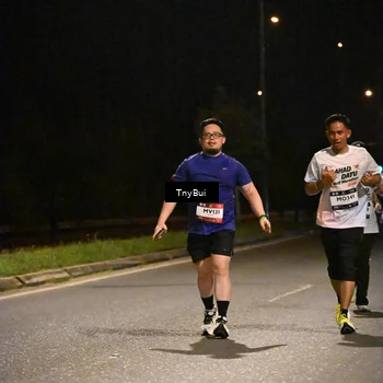 Runner Photo 7759317