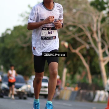 Runner Photo 7759326