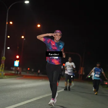Runner Photo 7759327