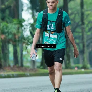 Runner Photo 7759350
