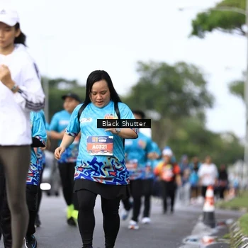 Runner Photo 7759351