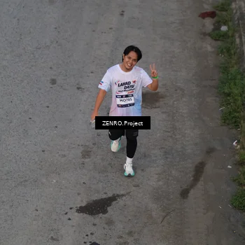 Runner Photo 7759359
