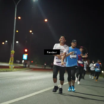 Runner Photo 7759394