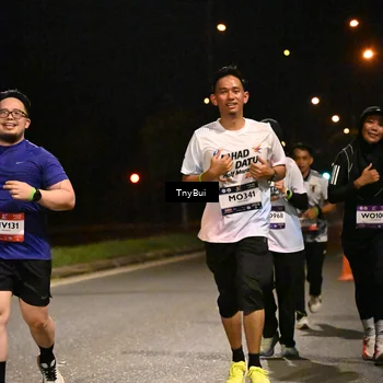 Runner Photo 7759399