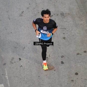Runner Photo 7759406