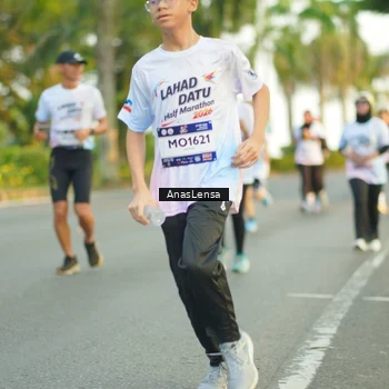Runner Photo 7759416