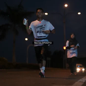 Runner Photo 7759441