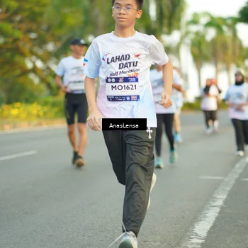 Runner Photo 7759444