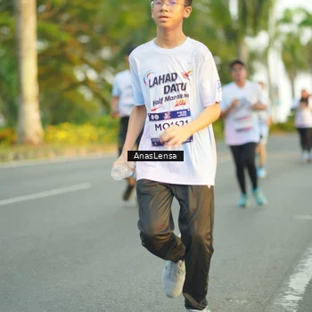 Runner Photo 7759461