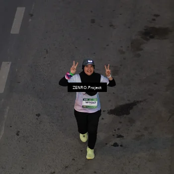 Runner Photo 7759470