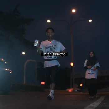 Runner Photo 7759475