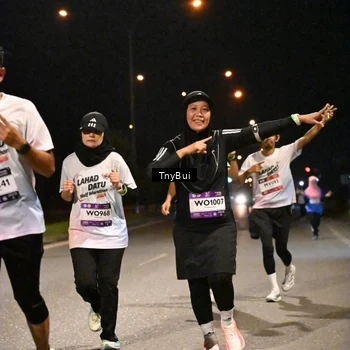 Runner Photo 7759493