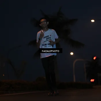 Runner Photo 7759501