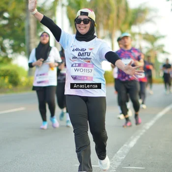 Runner Photo 7759525