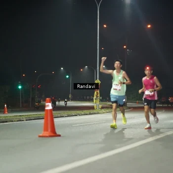 Runner Photo 7759526