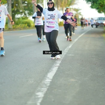 Runner Photo 7759530
