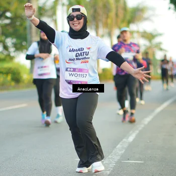 Runner Photo 7759537